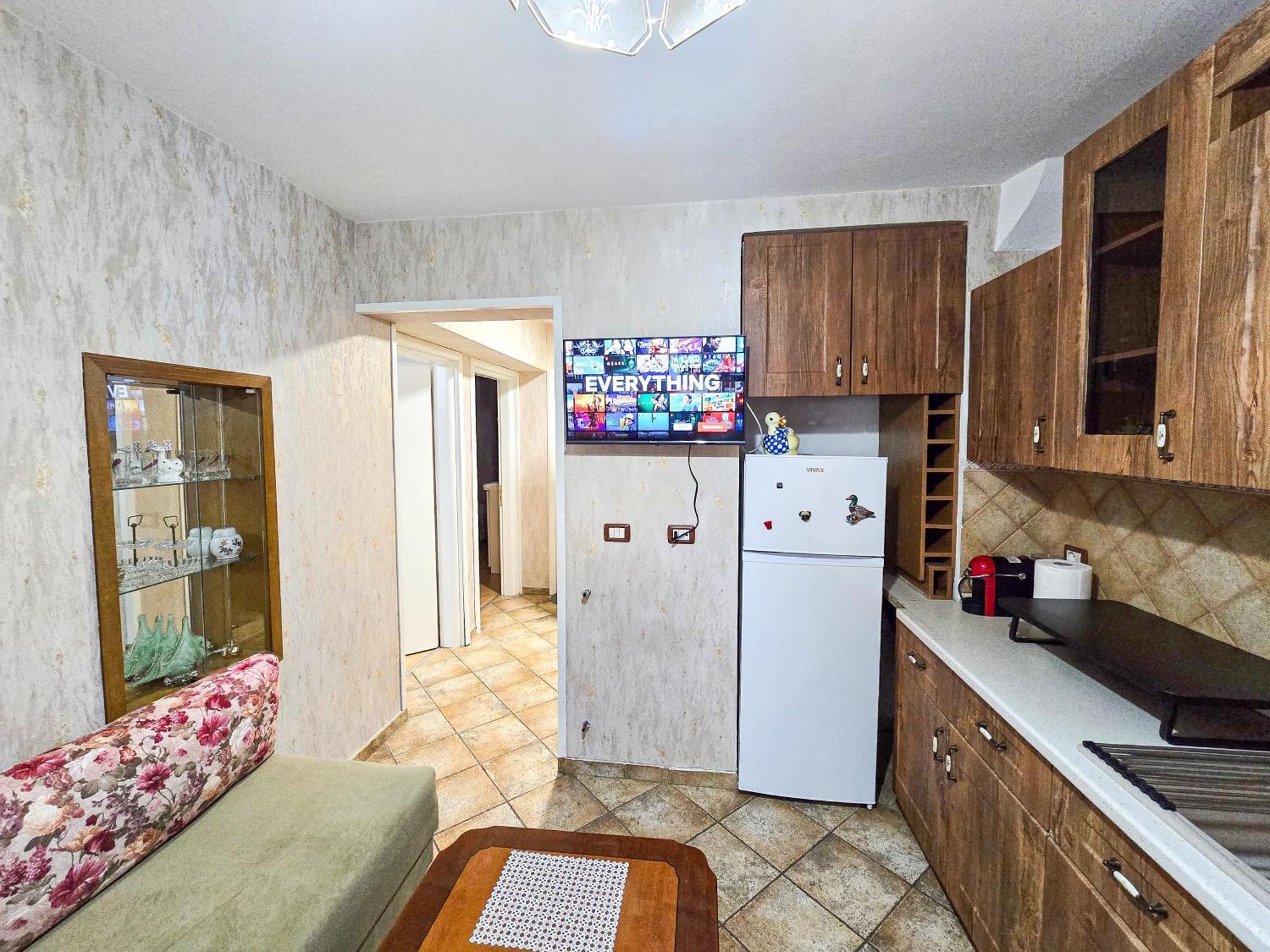 Blloku 2br Tirana